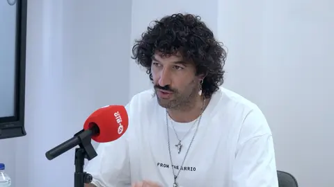 Pas Pel&aacute;ez, durante la entrevista con Hippie Domaris