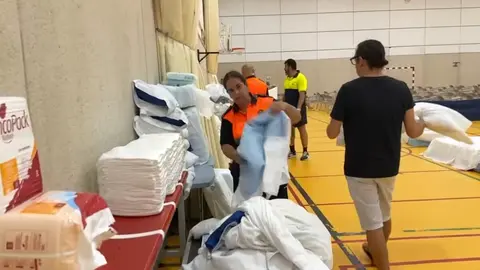 Han sido muchos los voluntarios que se han prestado a ayudar y acompañar a los mayores 