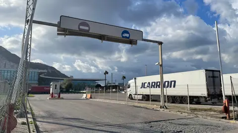 Paso de mercancías entre Gibraltar y La Línea