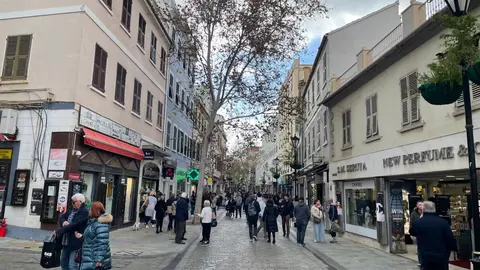 Gibraltar, fuera de esta indecorosa lista