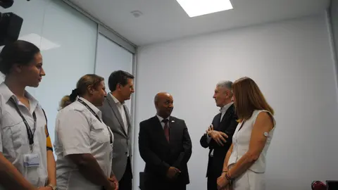 Visita de Marlaska al puerto de Tarifa por la OPE3