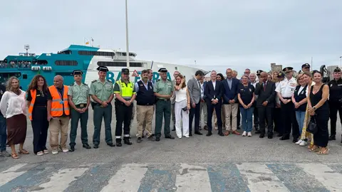 Visita de Marlaska al puerto de Tarifa por la OPE16