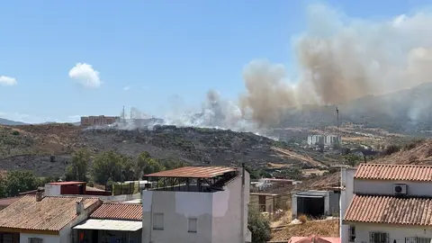 El incendio contó con una rápida actuación de los bomberos para su control