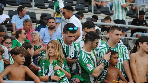 Amistoso Betis - Como en La Línea 1
