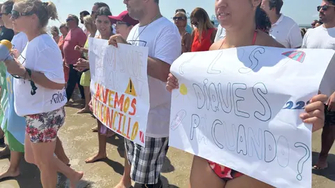 Manifestación Salvemos El Rinconcillo 2