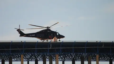 Uno de los helicópteros de los que frecuentan la infraestructura ubicada en el puerto de Algeciras 
