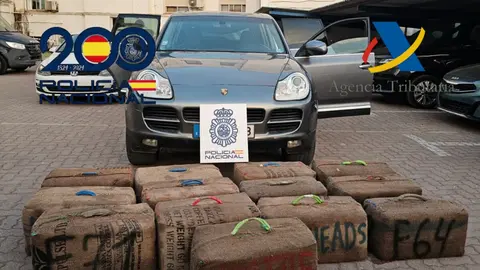 Parte de la droga incautada