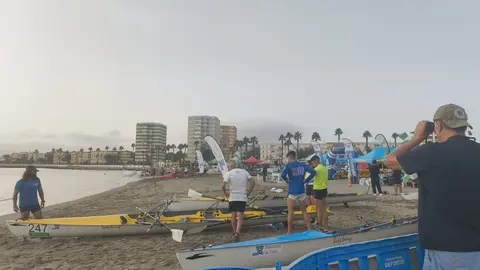 Remo en aguas de  La Línea4