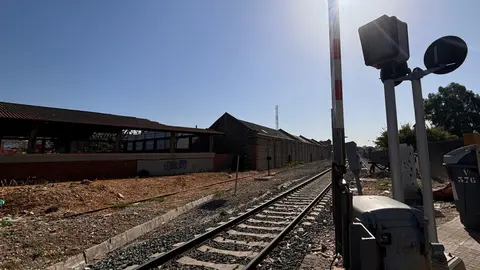 Paso a nivel de La Perlita