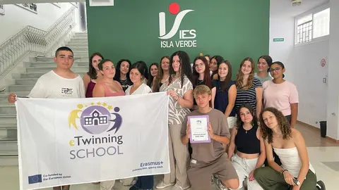 Alumnos en el IES Isla Verde