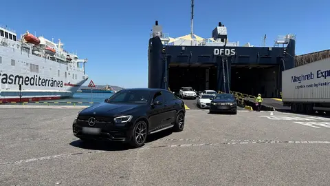 Vehículos desembarcando en el puerto de Algeciras durante esta OPE 2025