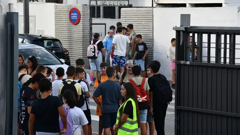 Alumnos que han comenzado este lunes sus clases en San Roque