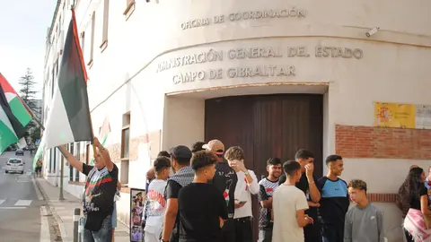 Palestina, en la mente de estos manifestantes en Algeciras 2