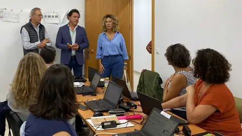 Algunas de las participantes en el programa 'Preparadas', que se celebra en Tarifa