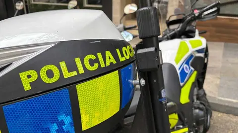 Los agentes de la Policía Local procedieron a la detención del conductor