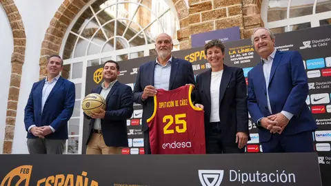 Presentación del Campeonato internacional de Baloncesto  @reynafotografo-321