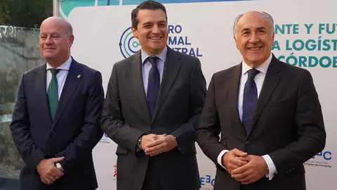 El alcalde de Algeciras, Jos&eacute; Ignacio Landaluce, durante su intervenci&oacute;n en el Foro Ramal Central: presente y futuro de la log&iacute;stica en C&oacute;rdoba, celebrado en la capital cordobesa