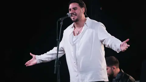 Al Liquindoi_11