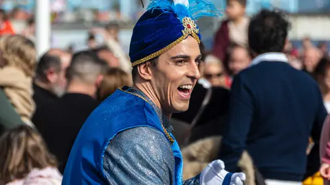 El arrastre de latas marca la llegada de los Reyes Magos 202610