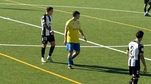 La Balona cumple en Conil y arranca 2026 con un triunfo solvente (0-2)