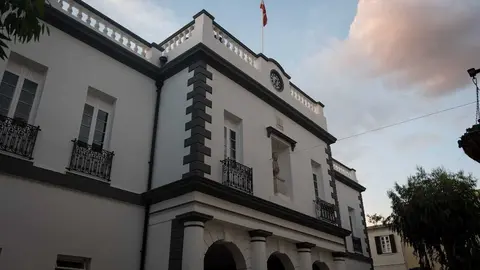 Parlamento de Gibraltar, sede de la actividad legislativa y uno de los edificios institucionales m&aacute;s representativos del Pe&ntilde;&oacute;n - FOTO: FJ Ben&iacute;tez