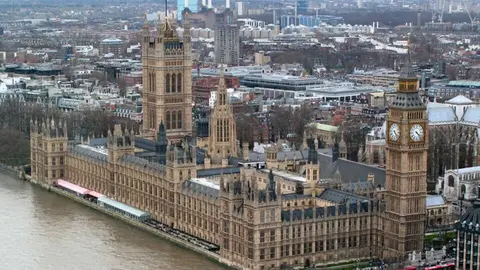 Vista del Parlamento brit&aacute;nico en Westminster, donde se debate el tratado sobre Gibraltar tras el Brexit - FOTO: Wikipedia