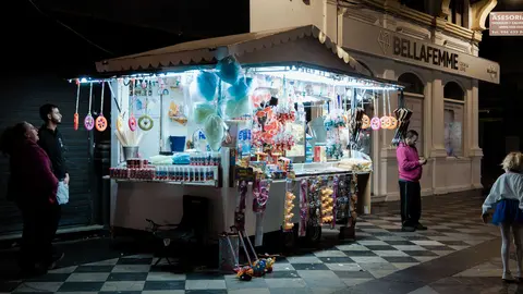 Algeciras se vuelca con el Carnaval en el Lago Mar&iacute;timo, la Plaza Alta y el centro_28