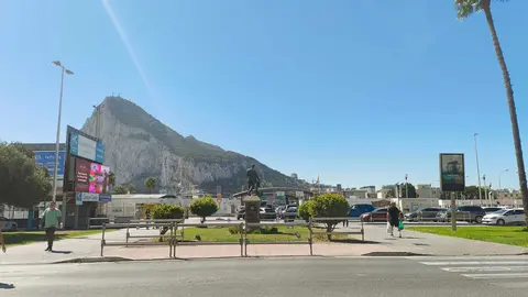 Zona pr&oacute;xima a la aduana