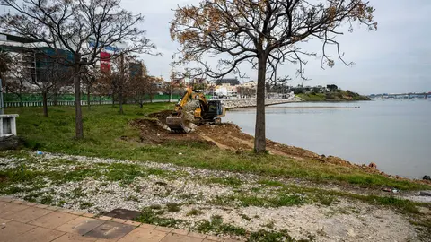 Trabajos de la Fase 2 del Lago Mar&iacute;timo en el entorno del Llano Amarillo de Algeciras_03