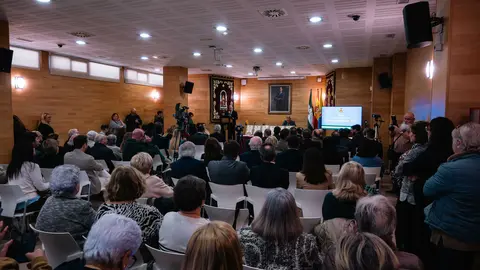 Algeciras entrega sus reconocimientos con motivo del D&iacute;a de Andaluc&iacute;a_12