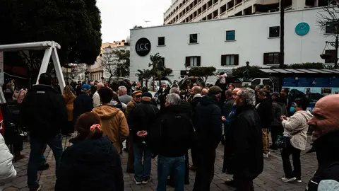 MANIFESTANTES MARCHAN HACIA EL N&Uacute;MERO 6 POR PREOCUPACIONES SOBRE EL TRATADO_09