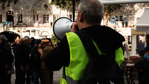 MANIFESTANTES MARCHAN HACIA EL N&Uacute;MERO 6 POR PREOCUPACIONES SOBRE EL TRATADO_15