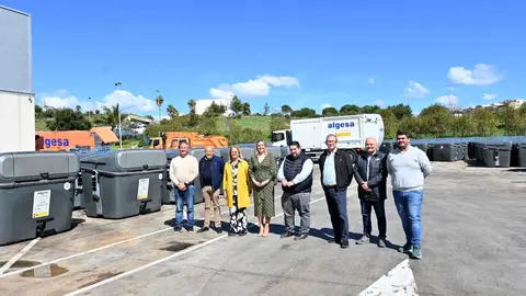 Recepci&oacute;n de los nuevos contenedores destinados a reforzar el servicio de limpieza en Algeciras.