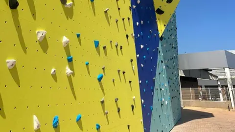 El Consistorio prev&eacute; la celebraci&oacute;n de una inauguraci&oacute;n previa a la apertura oficial, dirigida especialmente a j&oacute;venes y usuarios interesados en iniciarse en la escalada