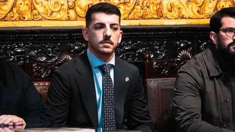 Presentaci&oacute;n de la gu&iacute;a oficial de la Semana Santa de Algeciras 2026_07