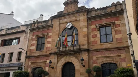 Landaluce ha incidido en que estas medidas forman parte de una estrategia para garantizar la atenci&oacute;n a la ciudadan&iacute;a en situaci&oacute;n de vulnerabilidad, reforzando la red de apoyo social en la ciudad