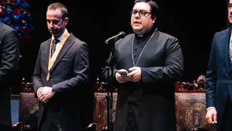 Jorge Juli&aacute; emociona en el preg&oacute;n de la Semana Santa de Algeciras 2026_01