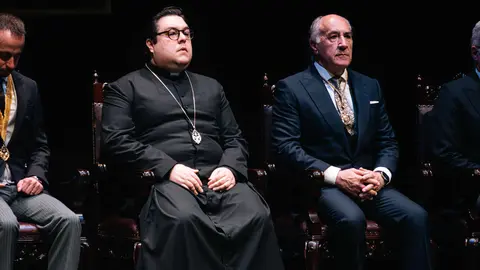 Jorge Juli&aacute; emociona en el preg&oacute;n de la Semana Santa de Algeciras 2026_05