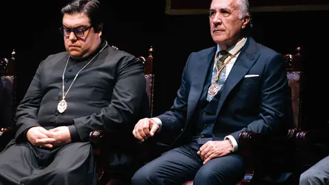 Jorge Juli&aacute; emociona en el preg&oacute;n de la Semana Santa de Algeciras 2026_20