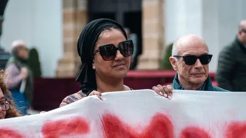 Vecinos de CA008, en riesgo de desahucio tras la demolici&oacute;n_04