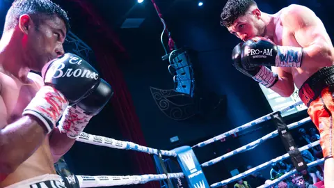 &iexcl;Campe&oacute;n en Gibraltar! Tyrone gana por decisi&oacute;n tras un final de infarto_028