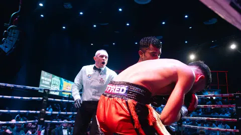 &iexcl;Campe&oacute;n en Gibraltar! Tyrone gana por decisi&oacute;n tras un final de infarto_040
