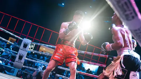 &iexcl;Campe&oacute;n en Gibraltar! Tyrone gana por decisi&oacute;n tras un final de infarto_082