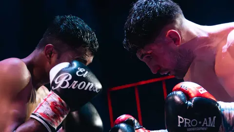 &iexcl;Campe&oacute;n en Gibraltar! Tyrone gana por decisi&oacute;n tras un final de infarto_102