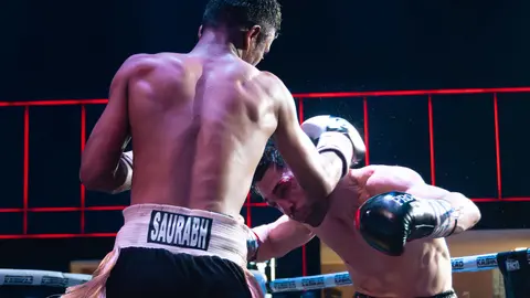 &iexcl;Campe&oacute;n en Gibraltar! Tyrone gana por decisi&oacute;n tras un final de infarto_105