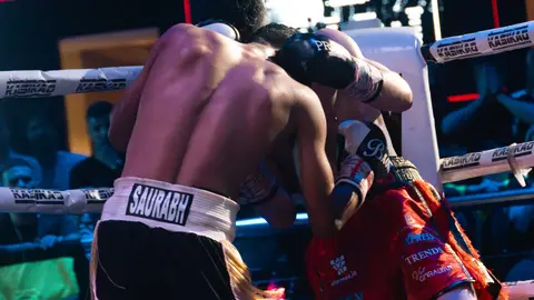 &iexcl;Campe&oacute;n en Gibraltar! Tyrone gana por decisi&oacute;n tras un final de infarto_107