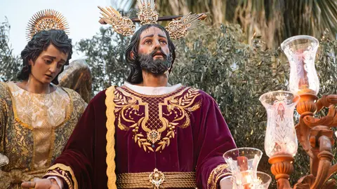 El Huerto recorre Algeciras en una de las procesiones m&aacute;s solemnes del Domingo de Ramos - FOTO: FJ Ben&iacute;tez