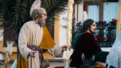 Domingo de Ramos en Algeciras- ambiente, tradici&oacute;n y primeras salidas_019