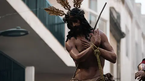 Lunes Santo en Algeciras- solemnidad, estreno y gran ambiente en las calles_12