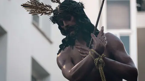 Lunes Santo en Algeciras- solemnidad, estreno y gran ambiente en las calles_13